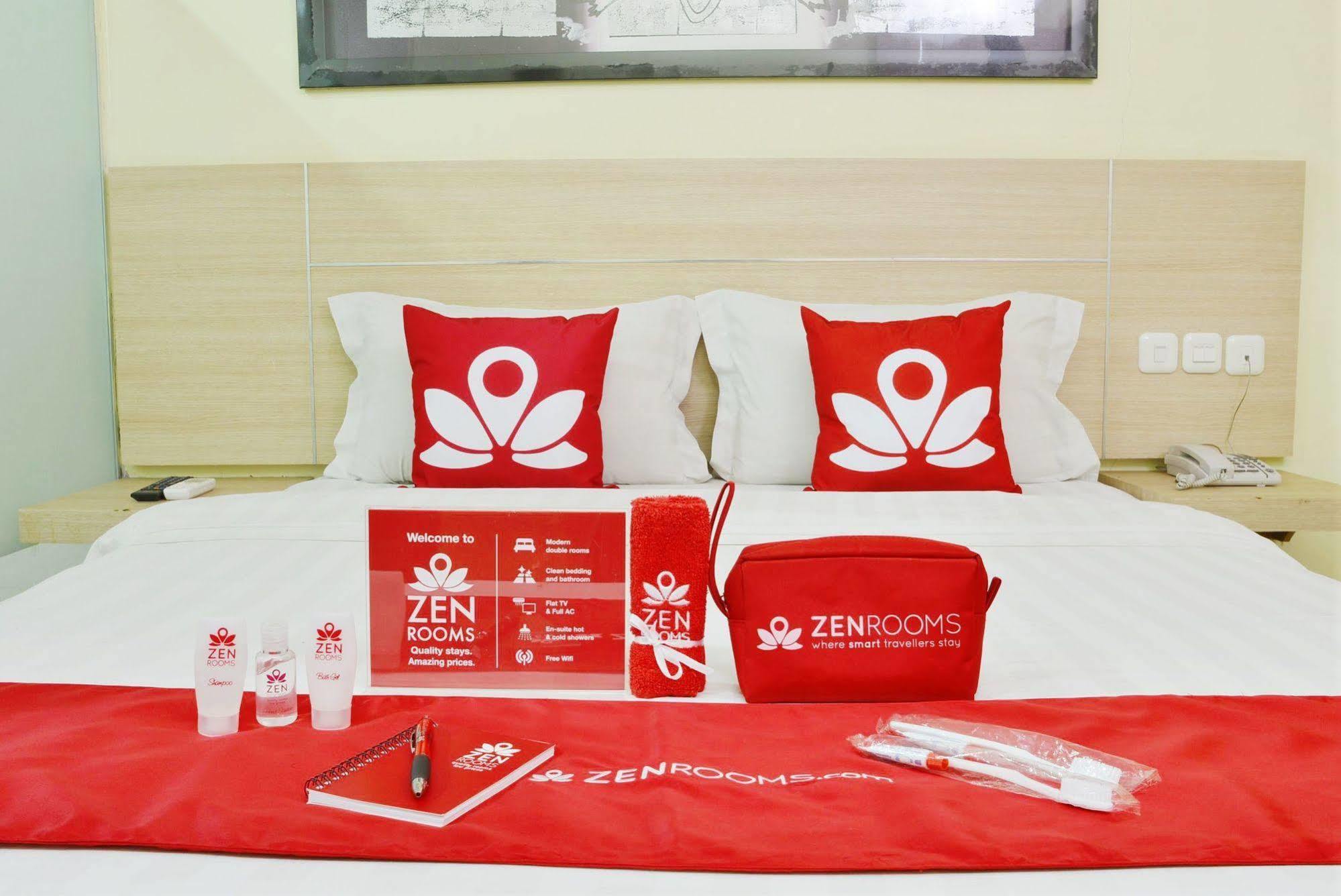 Zen Rooms Rujia Pecenongan Jakarta Ngoại thất bức ảnh