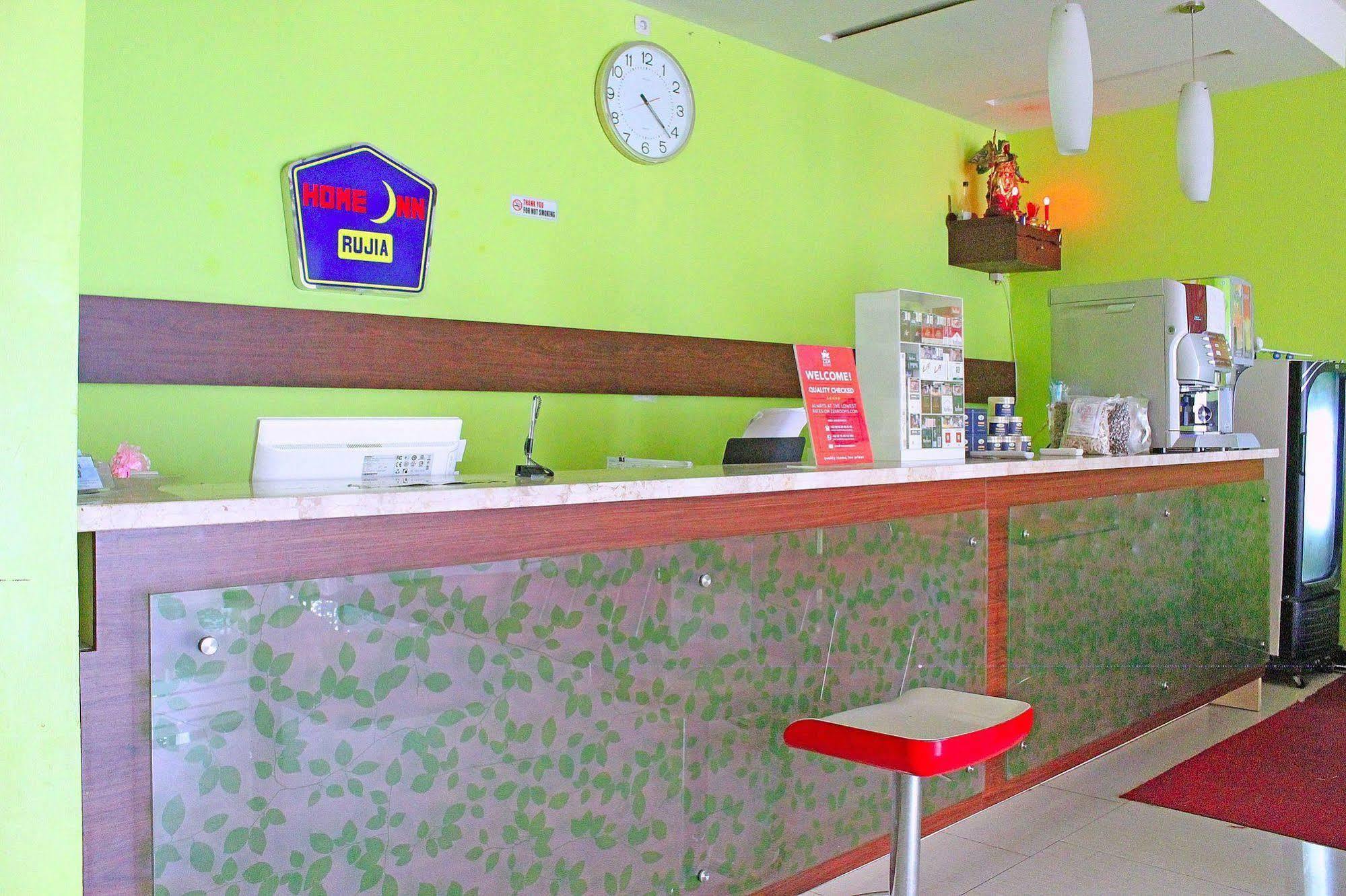 Zen Rooms Rujia Pecenongan Jakarta Ngoại thất bức ảnh