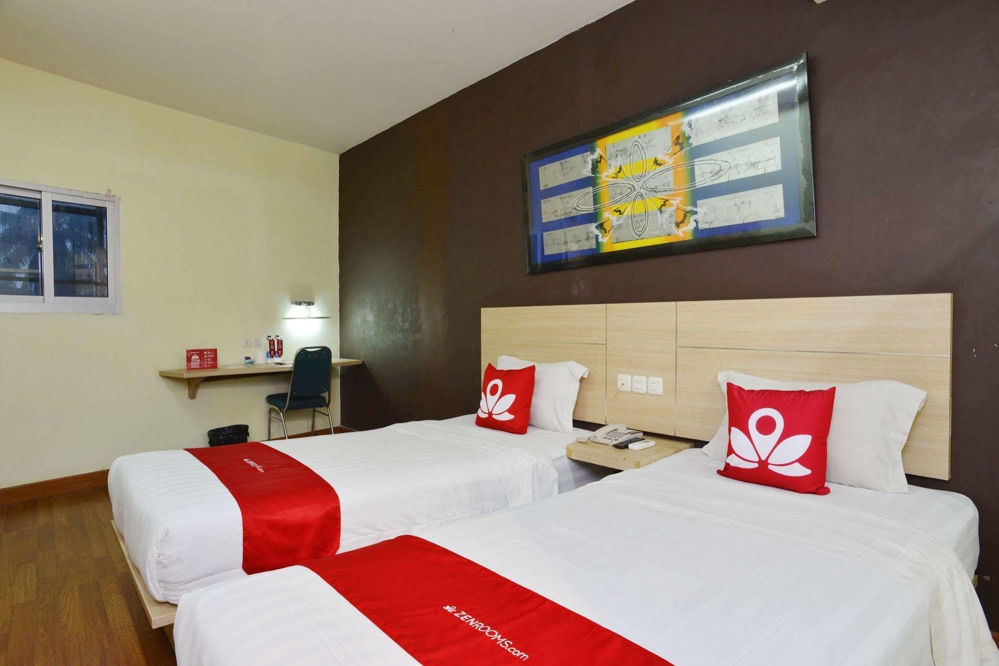 Zen Rooms Rujia Pecenongan Jakarta Ngoại thất bức ảnh